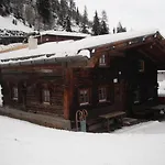 Будинок відпочинку Huettenzeit Almhuette *