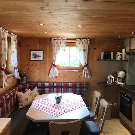 度假居 胡腾阿尔穆胡特索尔登度假屋 *