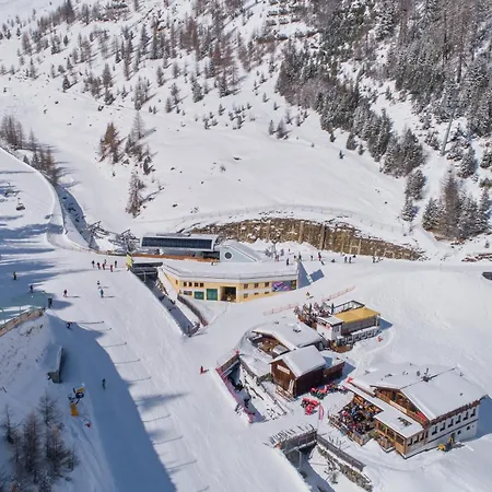 Dom wakacyjny Huettenzeit Almhuette *